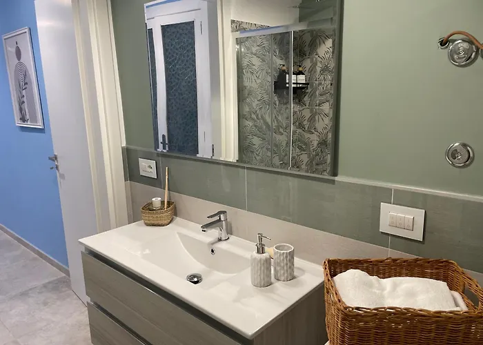 לינה וארוחת בוקר Casa 99 3*